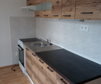 Aktuality / Ponuka na prenájom 1 izbového bytu v Papíne - foto